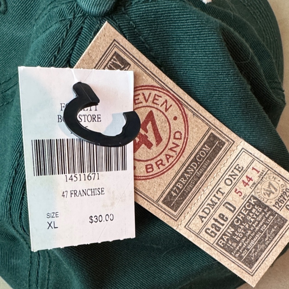 47 Brand Green Cap with Yellow Baylor University Logo - Picture 3 of 4
